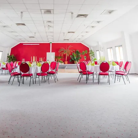 Hotel Stadtfeld 3*