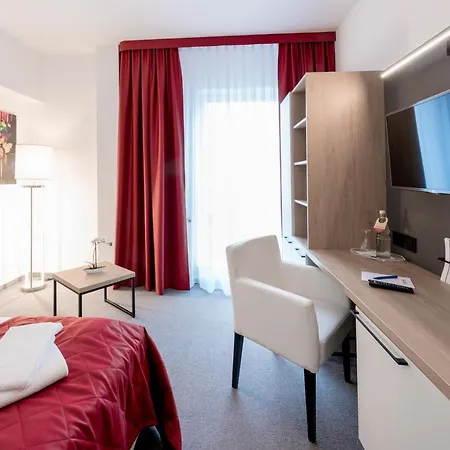Stadtfeld 3*